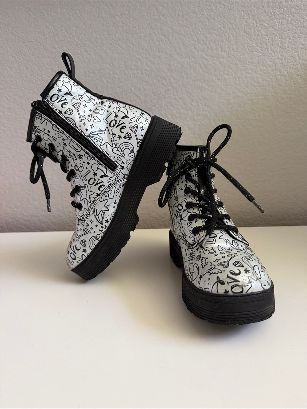 Skechers White & Black Doodle Combat Boots for Kids